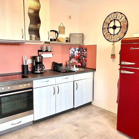 Cottbus-Apartments - Red Apartment I Privat I Wifi I Kueche I Balkon Eksteriør billede