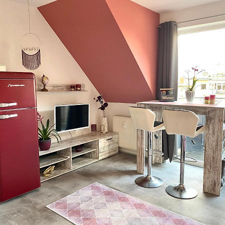 Cottbus-Apartments - Red Apartment I Privat I Wifi I Kueche I Balkon Eksteriør billede