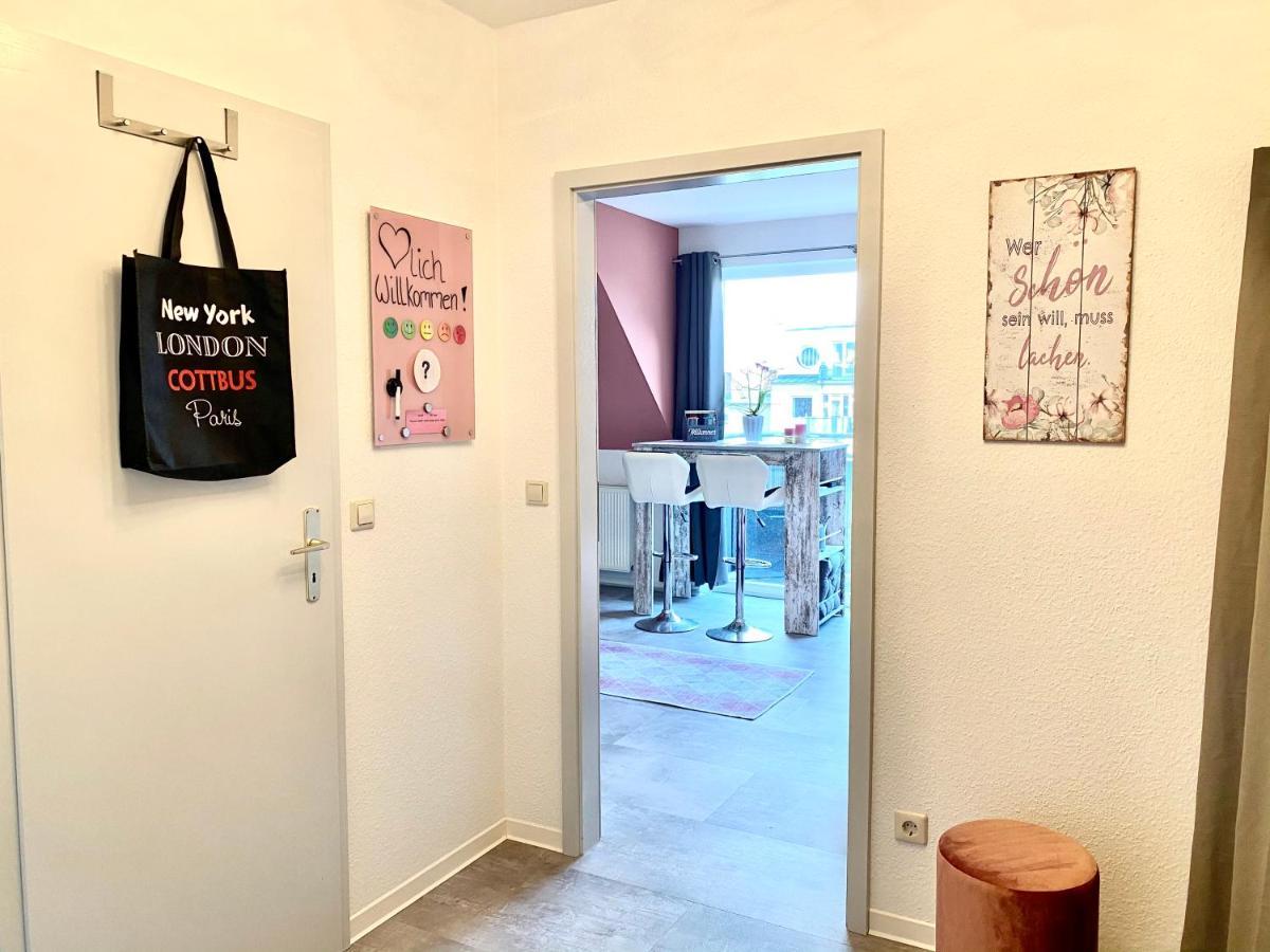 Cottbus-Apartments - Red Apartment I Privat I Wifi I Kueche I Balkon Eksteriør billede