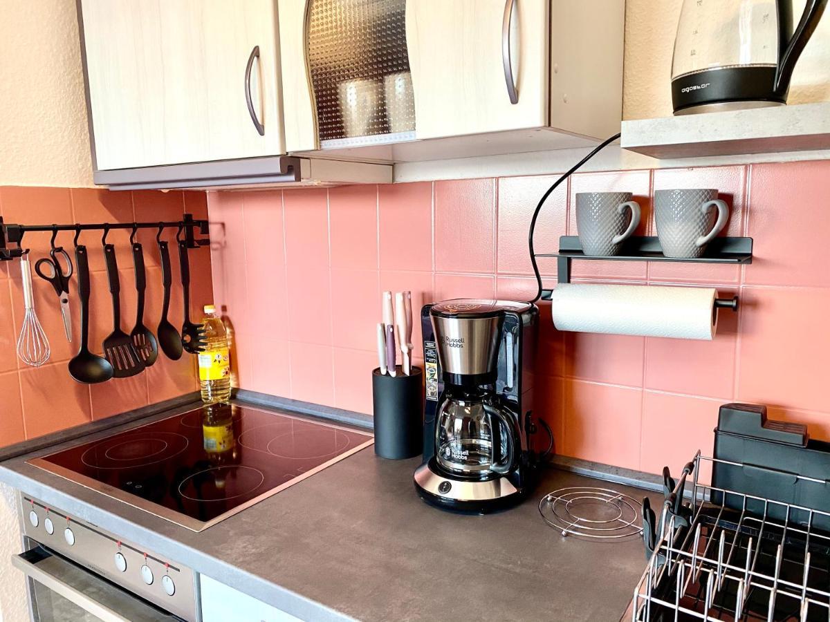 Cottbus-Apartments - Red Apartment I Privat I Wifi I Kueche I Balkon Eksteriør billede