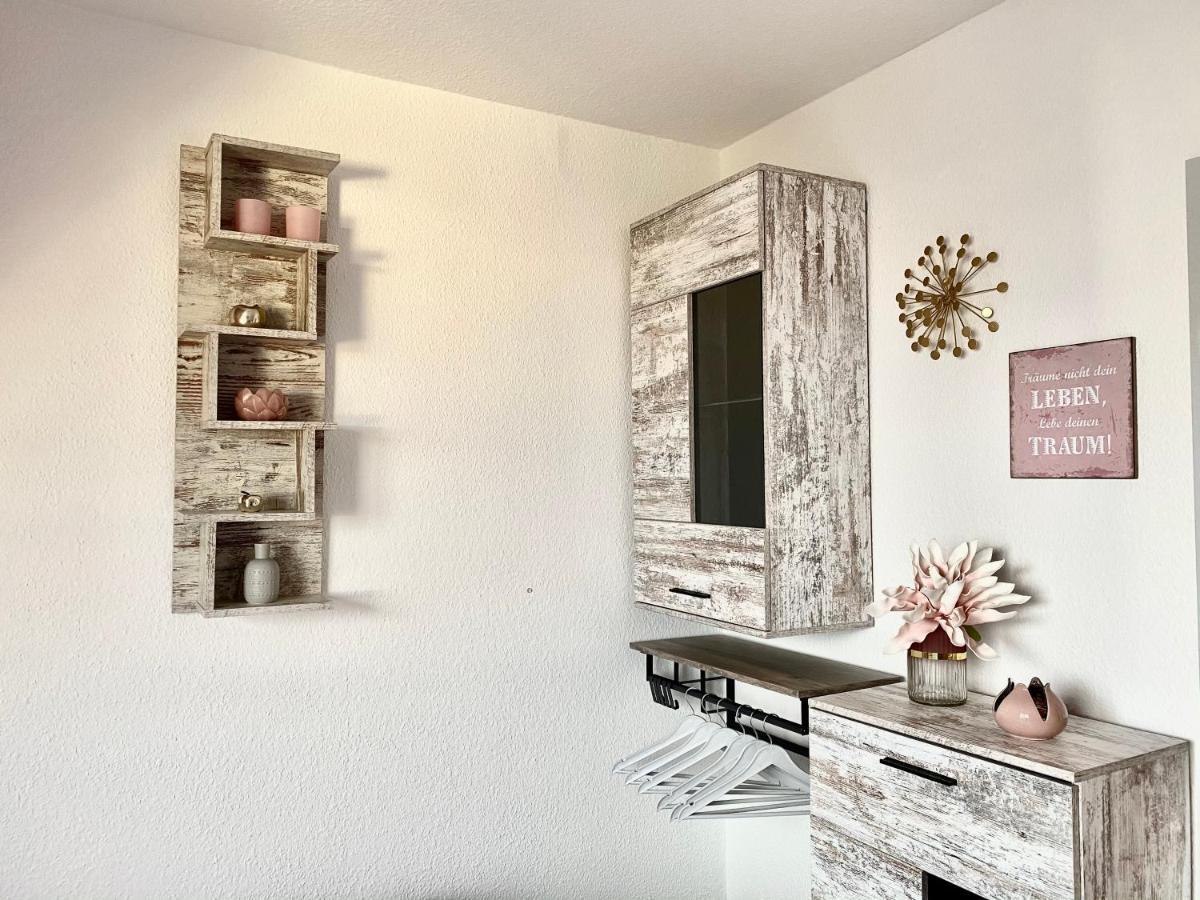 Cottbus-Apartments - Red Apartment I Privat I Wifi I Kueche I Balkon Eksteriør billede
