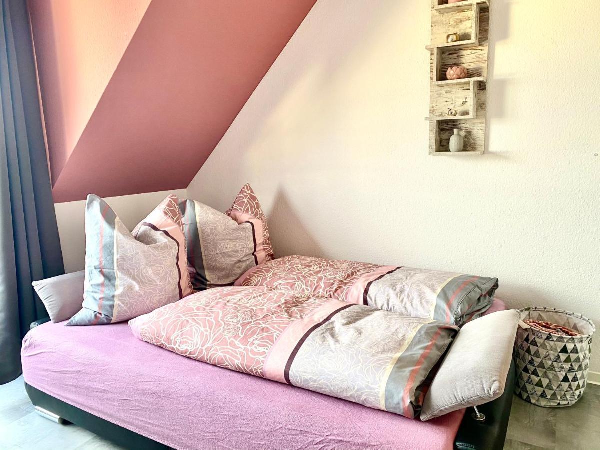 Cottbus-Apartments - Red Apartment I Privat I Wifi I Kueche I Balkon Eksteriør billede